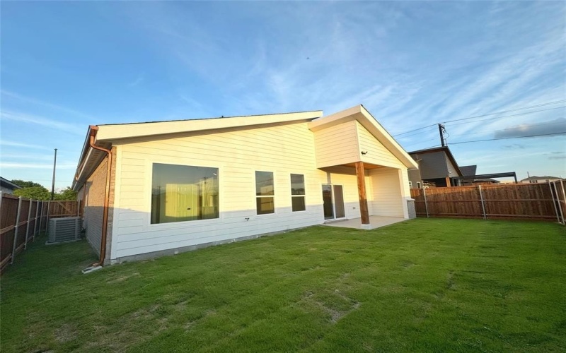 112 Hesed Street, Greenville, TX 75402, 4 Bedrooms Bedrooms, ,2 BathroomsBathrooms,Residential,For Sale,112 Hesed Street,20950674