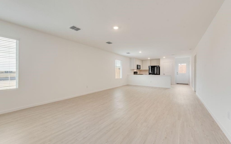 7909 Fenton Parkway, Pilot Point, TX 76258, 3 Bedrooms Bedrooms, ,2 BathroomsBathrooms,Residential,For Sale,7909 Fenton Parkway,20949794