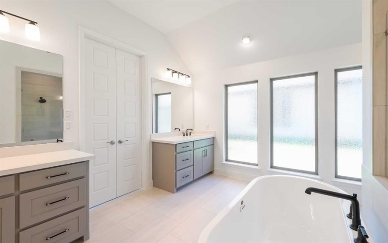 2621 Mercers Colony Avenue, Rockwall, TX 75032, 4 Habitaciones Habitaciones , ,3 BañosBaños,Residential,En Venta,2621 Mercers Colony Avenue,0,20949816