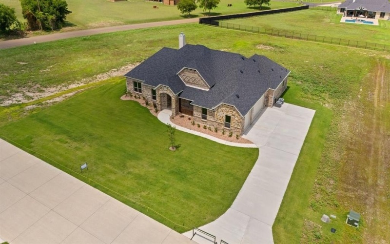 411 Solo Ridge Drive, Waxahachie, TX 75167, 4 Bedrooms Bedrooms, ,2 BathroomsBathrooms,Residential,For Sale,411 Solo Ridge Drive,20949886