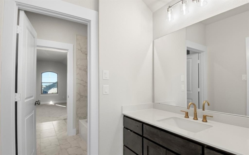 2131 Holborn Street, Waco, TX 76712, 4 Habitaciones Habitaciones , ,3 BañosBaños,Residential,En Venta,2131 Holborn Street,0,20951077