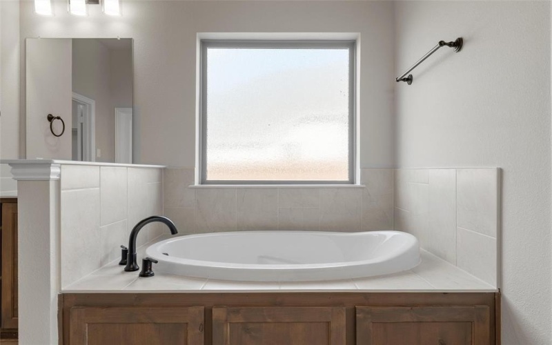 416 Broken Spoke Trail, Waco, TX 76657, 3 Habitaciones Habitaciones , ,2 BañosBaños,Residential,En Venta,416 Broken Spoke Trail,0,20951162