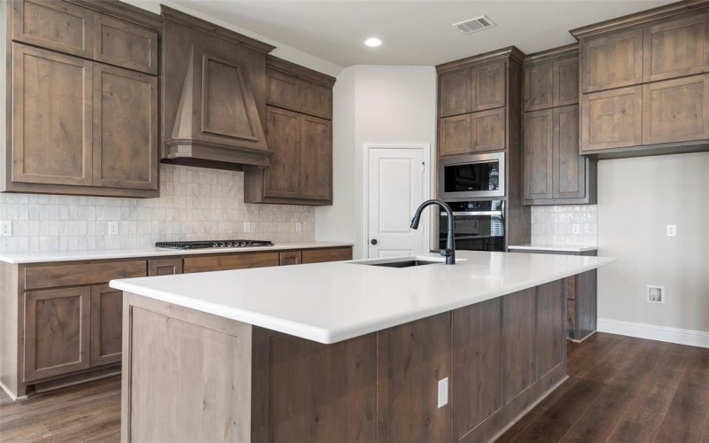 416 Broken Spoke Trail, Waco, TX 76657, 3 Habitaciones Habitaciones , ,2 BañosBaños,Residential,En Venta,416 Broken Spoke Trail,0,20951162