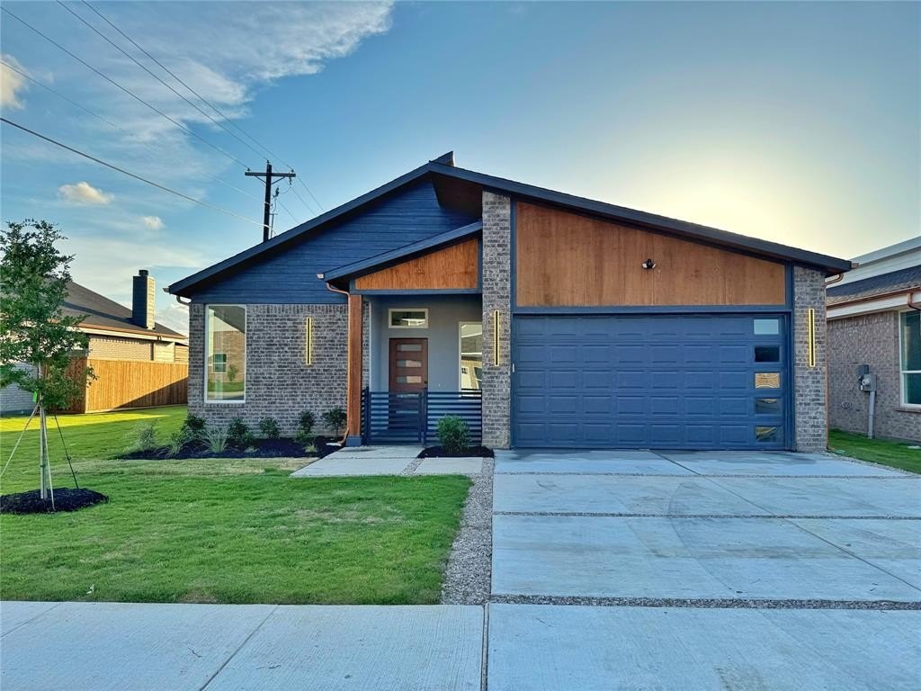 114 Hesed Street, Greenville, TX 75402, 4 Bedrooms Bedrooms, ,2 BathroomsBathrooms,Residential,For Sale,114 Hesed Street,20950146
