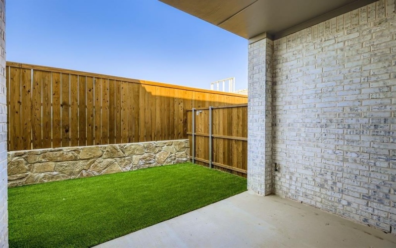 620 Sir Christopher Street, Lewisville, TX 75056, 3 Habitaciones Habitaciones , ,1 BañoBaños,Residential,En Venta,620 Sir Christopher Street,0,20951256