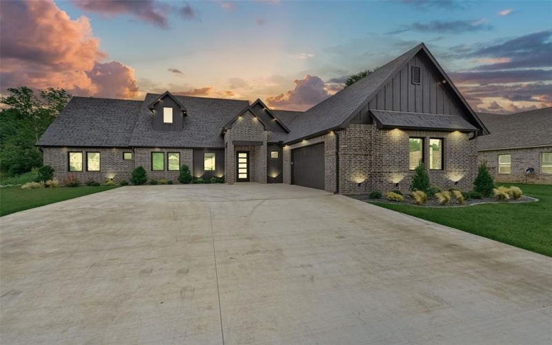 58 Lone Oak Boulevard, Pottsboro, TX 75076, 5 Bedrooms Bedrooms, ,3 BathroomsBathrooms,Residential,For Sale,58 Lone Oak Boulevard,20951613