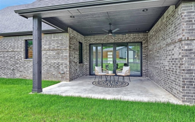 58 Lone Oak Boulevard, Pottsboro, TX 75076, 5 Bedrooms Bedrooms, ,3 BathroomsBathrooms,Residential,For Sale,58 Lone Oak Boulevard,20951613