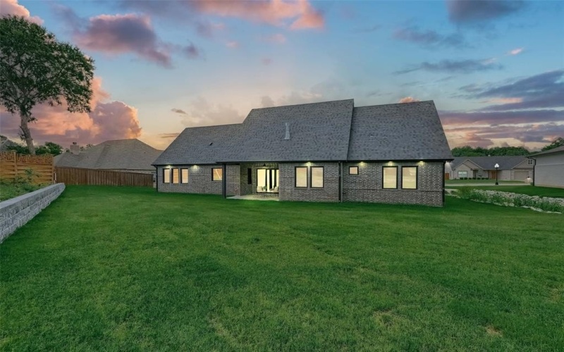 58 Lone Oak Boulevard, Pottsboro, TX 75076, 5 Bedrooms Bedrooms, ,3 BathroomsBathrooms,Residential,For Sale,58 Lone Oak Boulevard,20951613