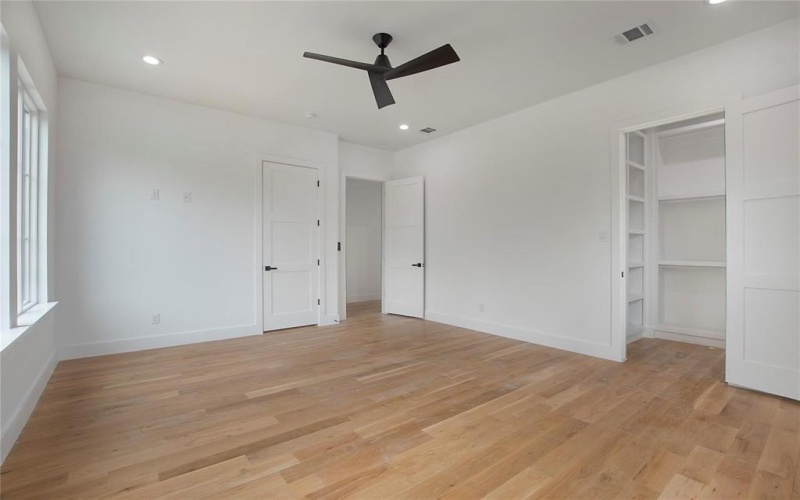 3742 Almazan Drive, Dallas, TX 75220, 4 Habitaciones Habitaciones , ,5 BañosBaños,Residential,En Venta,3742 Almazan Drive,20951778