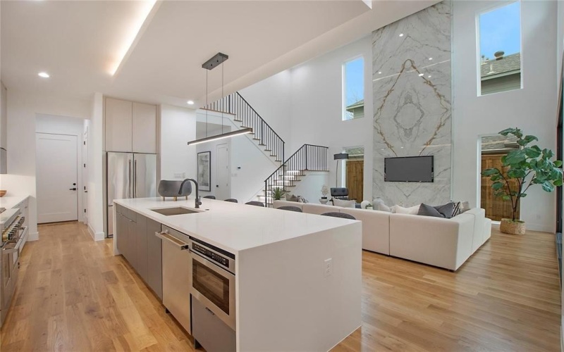 8506 Craighill Avenue, Dallas, TX 75209, 5 Habitaciones Habitaciones , ,6 BañosBaños,Residential,En Venta,8506 Craighill Avenue,20951825