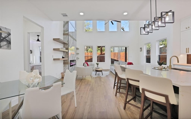 1411 Toronto Street, Dallas, TX 75212, 5 Bedrooms Bedrooms, ,3 BathroomsBathrooms,Residential,For Sale,1411 Toronto Street,20951830