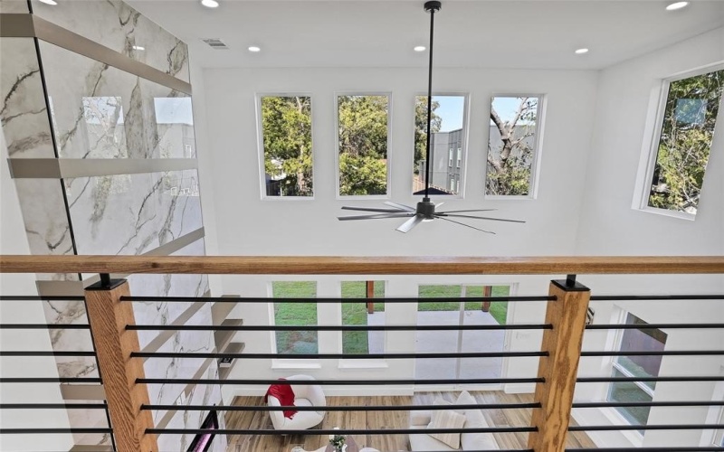 1411 Toronto Street, Dallas, TX 75212, 5 Bedrooms Bedrooms, ,3 BathroomsBathrooms,Residential,For Sale,1411 Toronto Street,20951830