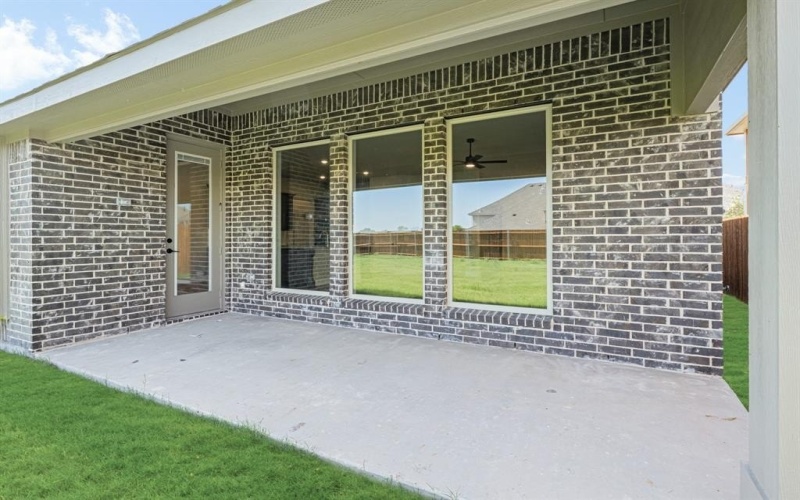 209 Claywood Drive, Glenn Heights, TX 75154, 3 Bedrooms Bedrooms, ,3 BathroomsBathrooms,Residential,For Sale,209 Claywood Drive,20951860