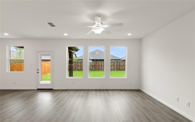 713 Roanoke, Princeton, TX 75407, 5 Habitaciones Habitaciones , ,3 BañosBaños,Residential,En Venta,713 Roanoke,20950560