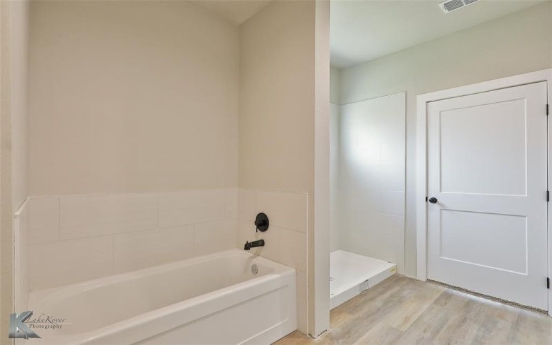 2102 Providence Drive, Abilene, TX 79601, 3 Habitaciones Habitaciones , ,2 BañosBaños,Residential,En Venta,2102 Providence Drive,20950649