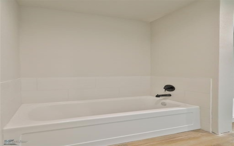 2102 Providence Drive, Abilene, TX 79601, 3 Habitaciones Habitaciones , ,2 BañosBaños,Residential,En Venta,2102 Providence Drive,20950649