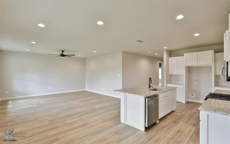 2102 Providence Drive, Abilene, TX 79601, 3 Habitaciones Habitaciones , ,2 BañosBaños,Residential,En Venta,2102 Providence Drive,20950649
