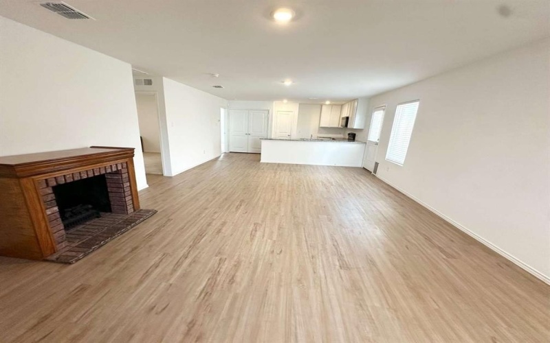 1408 Silver Oak Lane, Fort Worth, TX 76140, 3 Bedrooms Bedrooms, ,2 BathroomsBathrooms,Residential,For Sale,1408 Silver Oak Lane,20951889