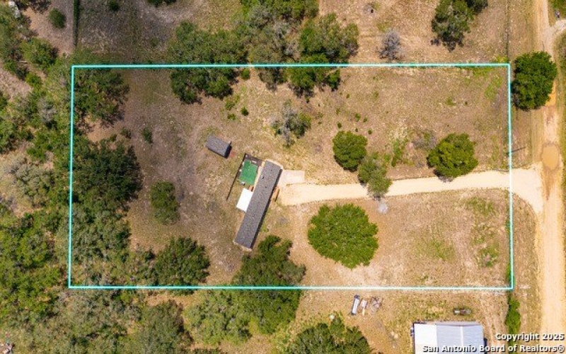 57 W Bob White Dr, Somerset, TX 78069, 3 Bedrooms Bedrooms, ,2 BathroomsBathrooms,Residential,For Sale,57 W Bob White Dr,0,1871218