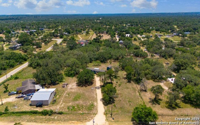 57 W Bob White Dr, Somerset, TX 78069, 3 Bedrooms Bedrooms, ,2 BathroomsBathrooms,Residential,For Sale,57 W Bob White Dr,0,1871218