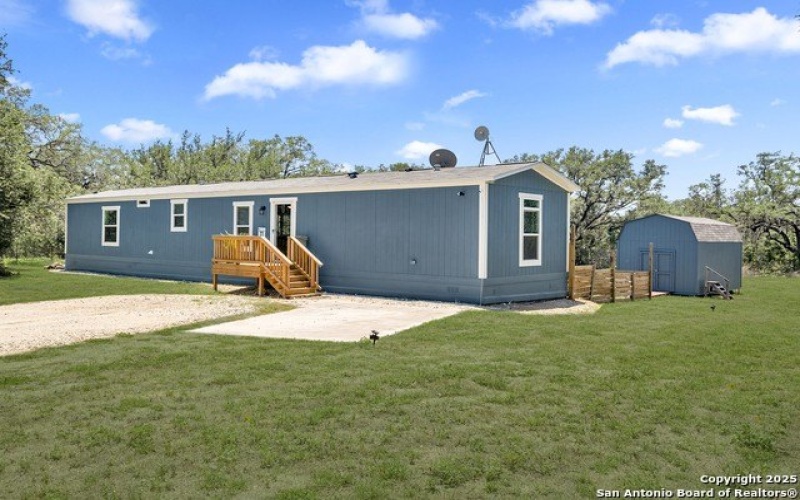57 W Bob White Dr, Somerset, TX 78069, 3 Bedrooms Bedrooms, ,2 BathroomsBathrooms,Residential,For Sale,57 W Bob White Dr,0,1871218