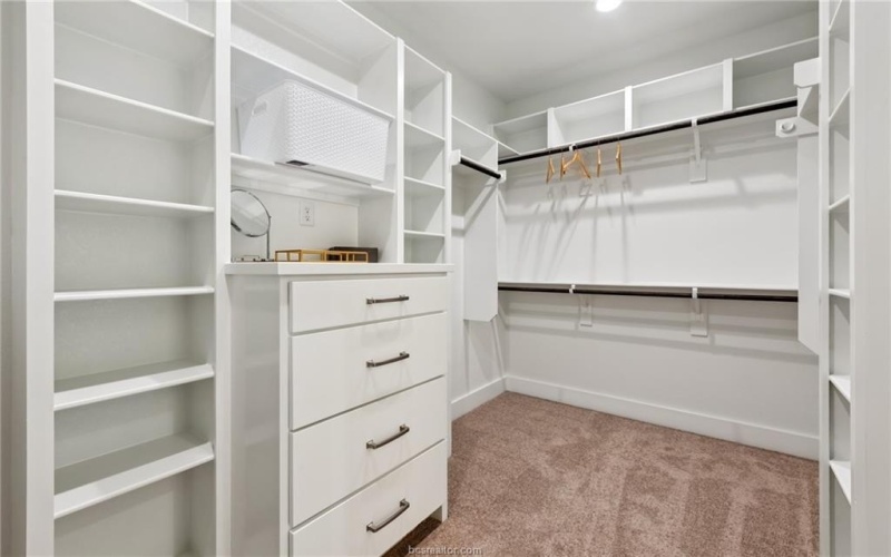 2804 Spector Drive, Bryan, TX 77808, 3 Bedrooms Bedrooms, ,3 BathroomsBathrooms,Residential,For Sale,2804 Spector Drive,0,25006328