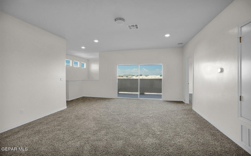 15177 Conviction Avenue, El Paso, TX 79938, 6 Habitaciones Habitaciones , ,3 BañosBaños,Residential,En Venta,15177 Conviction Avenue,923555