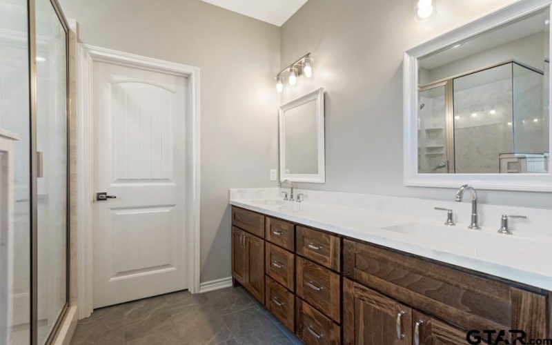 17420 CR 479, Lindale, TX 75771, 4 Bedrooms Bedrooms, ,2 BathroomsBathrooms,Residential,For Sale,17420 CR 479,25008244