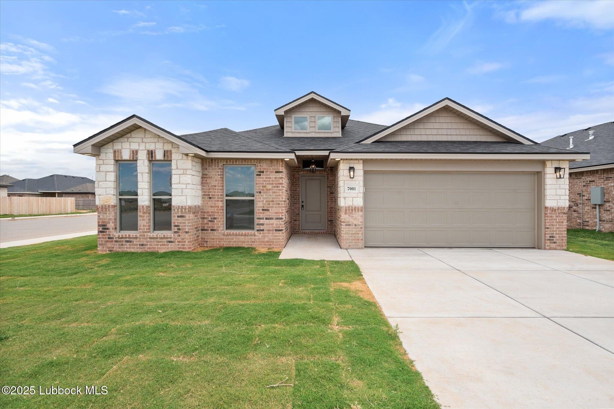 7001 15th Street, Lubbock, TX 79416, 4 Bedrooms Bedrooms, ,2 BathroomsBathrooms,Residential,For Sale,7001 15th Street,202555548