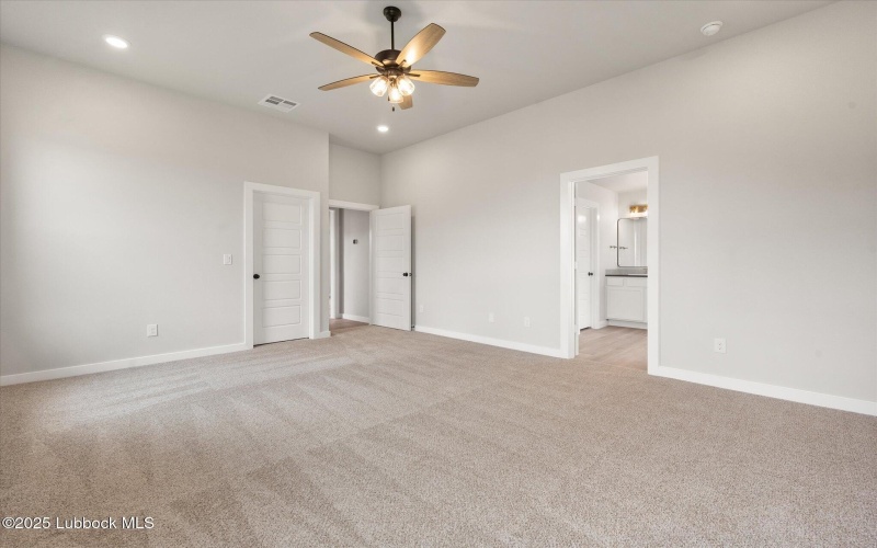 7001 15th Street, Lubbock, TX 79416, 4 Bedrooms Bedrooms, ,2 BathroomsBathrooms,Residential,For Sale,7001 15th Street,202555548