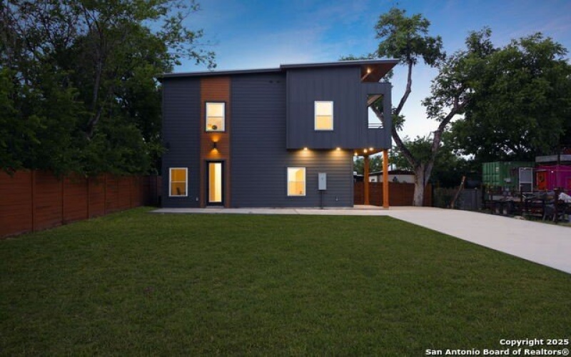 514 Dakota #3, San Antonio, TX 78203, 2 Habitaciones Habitaciones , ,2 BañosBaños,Residential,En Venta,514 Dakota,0,1871387