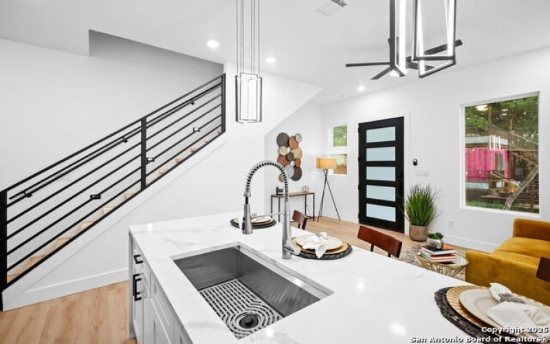 514 Dakota #3, San Antonio, TX 78203, 2 Habitaciones Habitaciones , ,2 BañosBaños,Residential,En Venta,514 Dakota,0,1871387