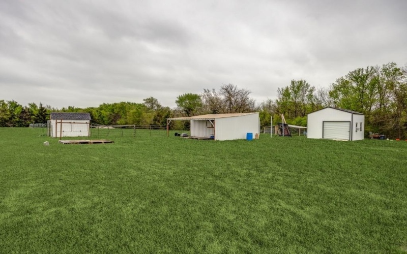 1660 Red Road, Howe, TX 75459, 3 Bedrooms Bedrooms, ,2 BathroomsBathrooms,Residential,For Sale,1660 Red Road,20892437