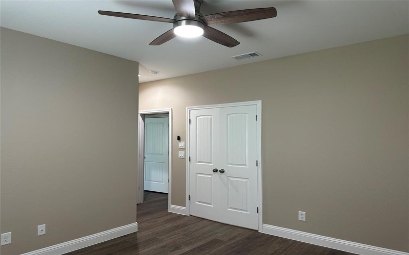 1011 S Preston Street, Ennis, TX 75119, 3 Bedrooms Bedrooms, ,2 BathroomsBathrooms,Residential,For Sale,1011 S Preston Street,20900122