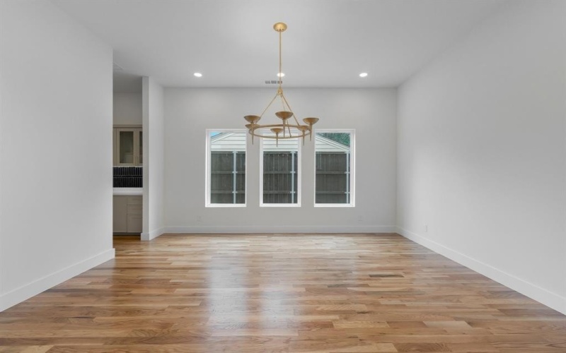 3839 Hawick Lane, Dallas, TX 75220, 5 Bedrooms Bedrooms, ,5 BathroomsBathrooms,Residential,For Sale,3839 Hawick Lane,20910404