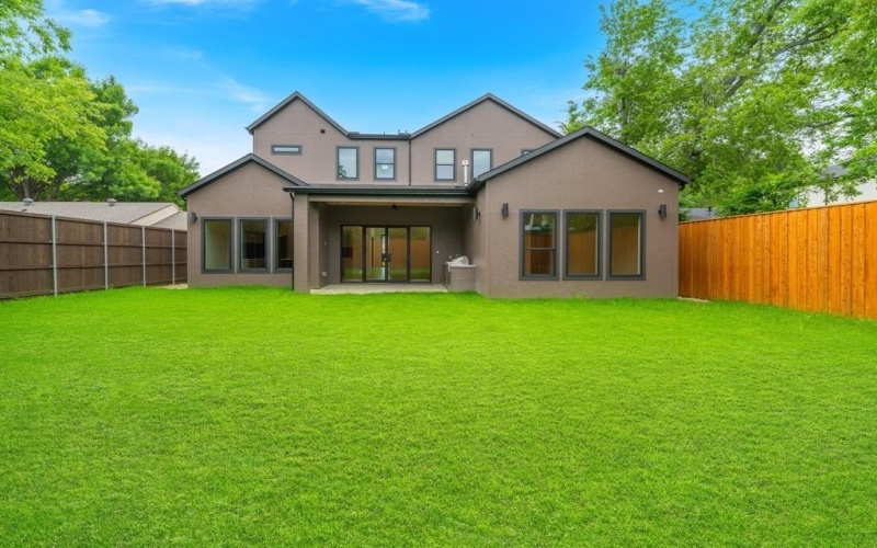 3839 Hawick Lane, Dallas, TX 75220, 5 Bedrooms Bedrooms, ,5 BathroomsBathrooms,Residential,For Sale,3839 Hawick Lane,20910404