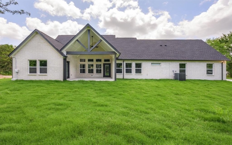 1790 (hemlock) Cr-2320, Terrell, TX 75160, 4 Bedrooms Bedrooms, ,3 BathroomsBathrooms,Residential,For Sale,1790 (hemlock) Cr-2320,20938036