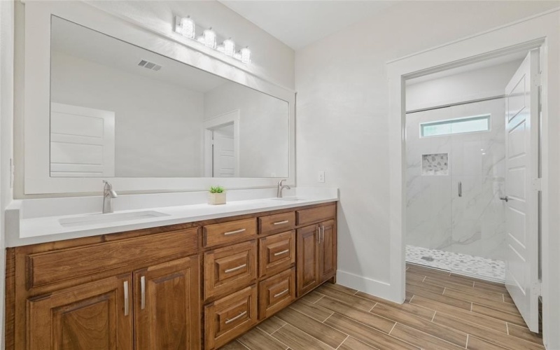 107 Stagecoach Trail, Weatherford, TX 76087, 4 Bedrooms Bedrooms, ,2 BathroomsBathrooms,Residential,For Sale,107 Stagecoach Trail,20948755