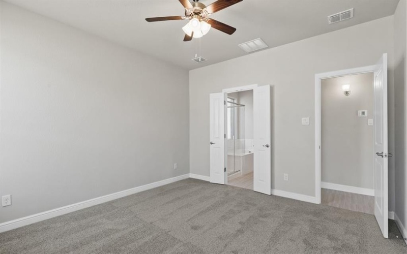 11309 ORCHARD Lane, Justin, TX 76247, 5 Bedrooms Bedrooms, ,3 BathroomsBathrooms,Residential,For Sale,11309 ORCHARD Lane,20951169