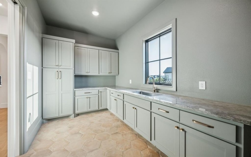 9629 Saint Michel Lane, Fort Worth, TX 76126, 4 Habitaciones Habitaciones , ,5 BañosBaños,Residential,En Venta,9629 Saint Michel Lane,20952508