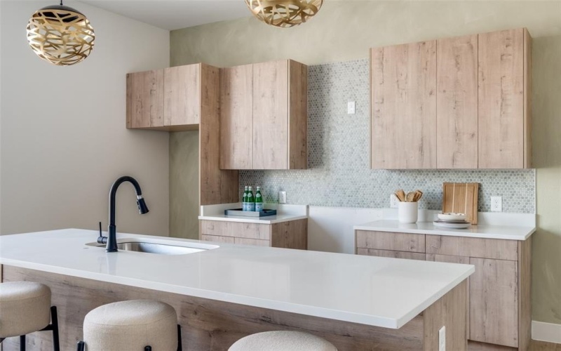 2015 N Prairie Avenue #107, Dallas, TX 75204, 2 Bedrooms Bedrooms, ,2 BathroomsBathrooms,Residential,For Sale,2015 N Prairie Avenue,20952552