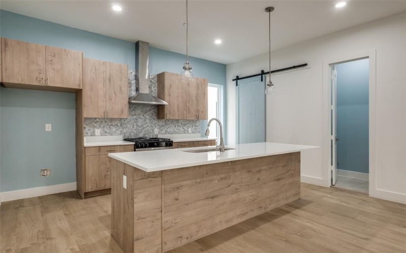 2015 N Prairie Avenue #107, Dallas, TX 75204, 2 Bedrooms Bedrooms, ,2 BathroomsBathrooms,Residential,For Sale,2015 N Prairie Avenue,20952552