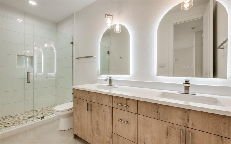 2015 N Prairie Avenue #107, Dallas, TX 75204, 2 Bedrooms Bedrooms, ,2 BathroomsBathrooms,Residential,For Sale,2015 N Prairie Avenue,20952552