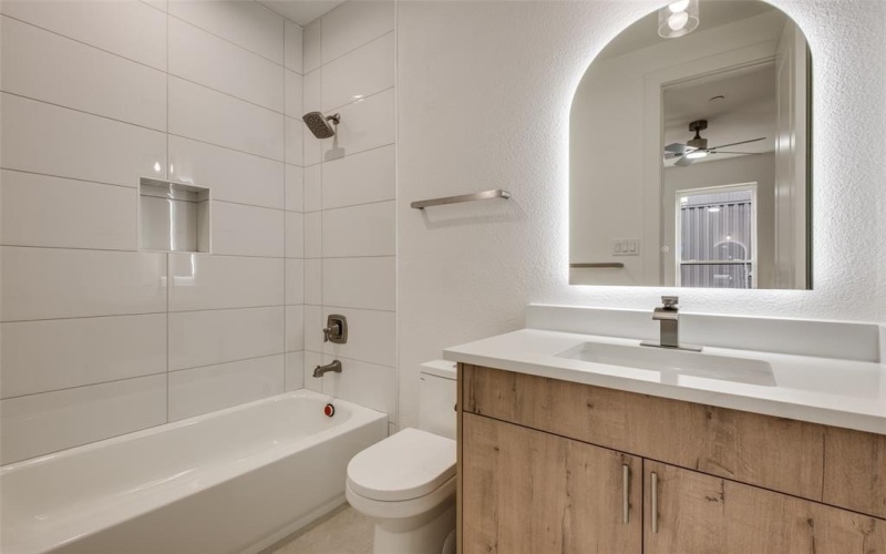 2015 N Prairie Avenue #107, Dallas, TX 75204, 2 Bedrooms Bedrooms, ,2 BathroomsBathrooms,Residential,For Sale,2015 N Prairie Avenue,20952552
