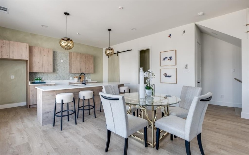 2015 N Prairie Avenue #107, Dallas, TX 75204, 2 Bedrooms Bedrooms, ,2 BathroomsBathrooms,Residential,For Sale,2015 N Prairie Avenue,20952552
