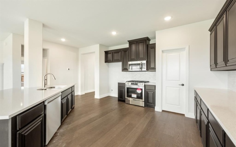 936 Homestead Drive, DeSoto, TX 75115, 4 Habitaciones Habitaciones , ,2 BañosBaños,Residential,En Venta,936 Homestead Drive,0,20952706