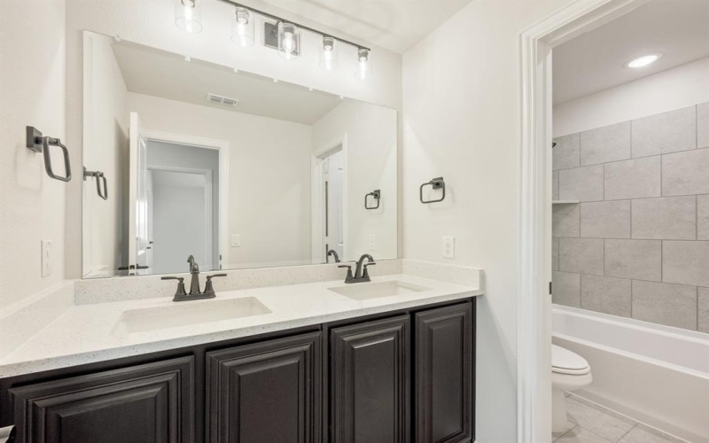 936 Homestead Drive, DeSoto, TX 75115, 4 Habitaciones Habitaciones , ,2 BañosBaños,Residential,En Venta,936 Homestead Drive,0,20952706