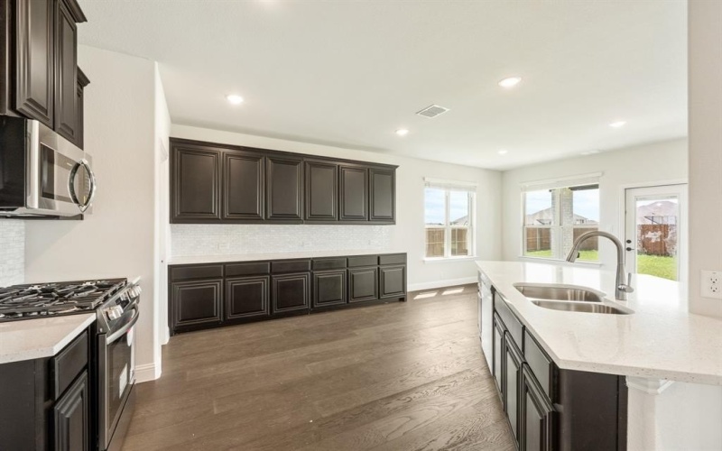 936 Homestead Drive, DeSoto, TX 75115, 4 Habitaciones Habitaciones , ,2 BañosBaños,Residential,En Venta,936 Homestead Drive,0,20952706