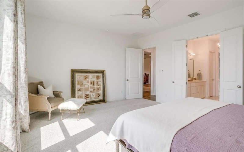 11008 Familia Real Drive, Benbrook, TX 76126, 3 Bedrooms Bedrooms, ,2 BathroomsBathrooms,Residential,For Sale,11008 Familia Real Drive,20952743