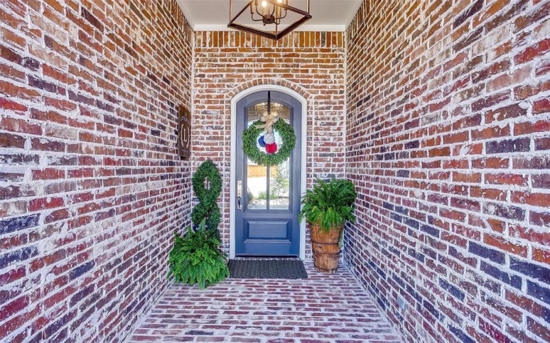 11008 Familia Real Drive, Benbrook, TX 76126, 3 Bedrooms Bedrooms, ,2 BathroomsBathrooms,Residential,For Sale,11008 Familia Real Drive,20952743
